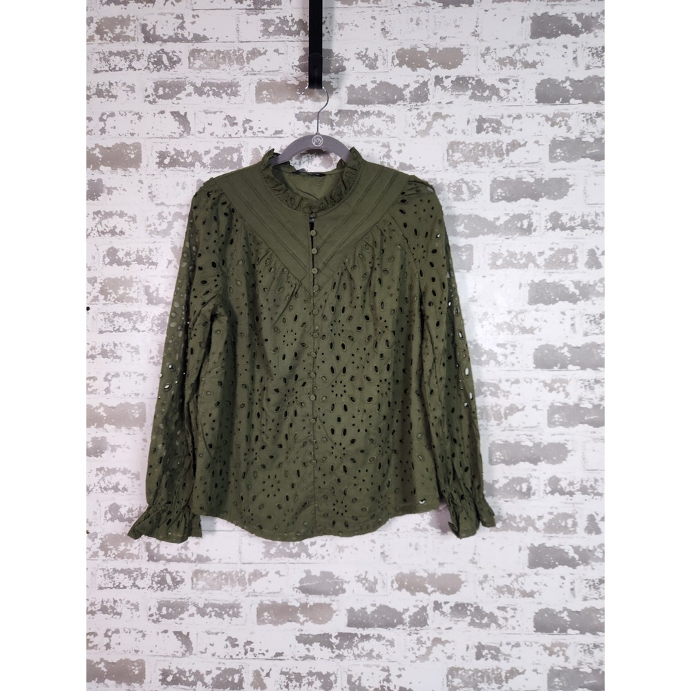 Boho Eyelet‎ Embroidered Top Size Medium Green Peasant Cottagecore Victorian